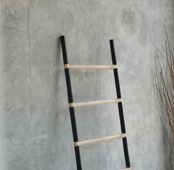 RATTAN DECORATIVE LADDER - BLACK/NATURAL - Padma's Plantation